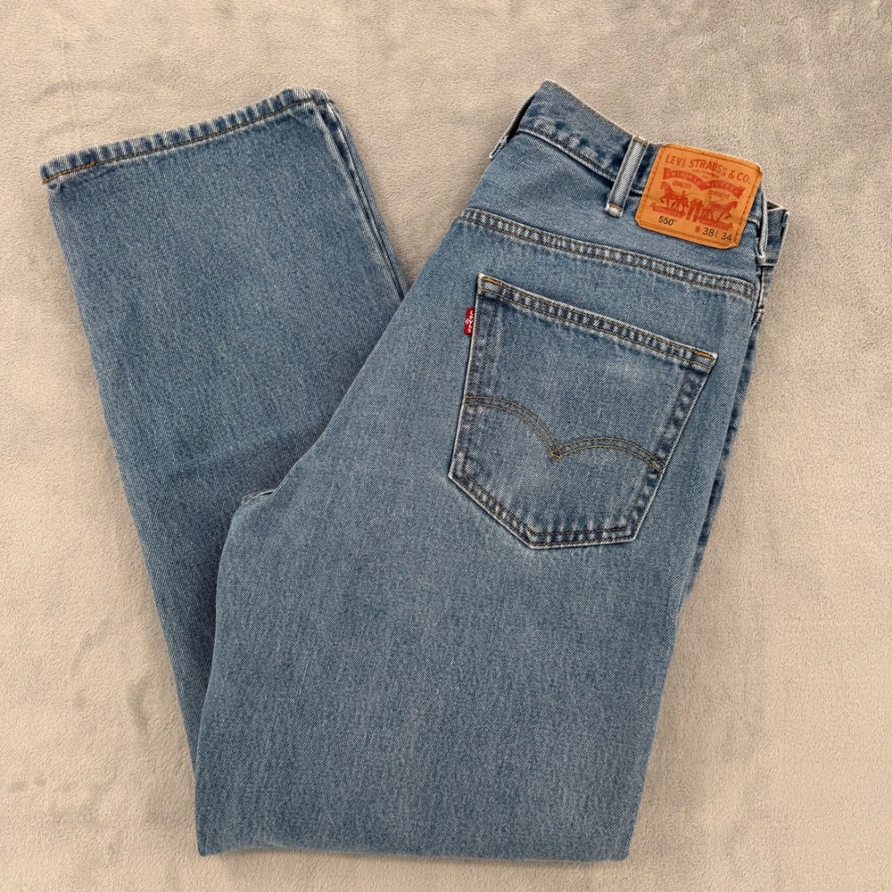 Levis 550 Relaxed Fit Blue Jeans Mens Size 38x34 Cotton Casual Relaxed